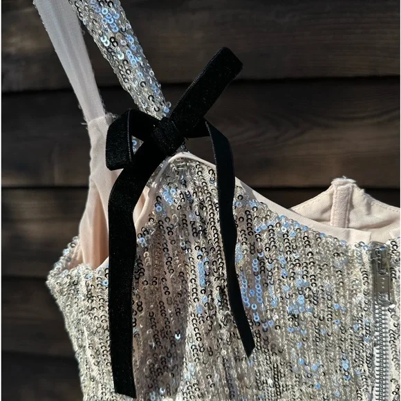 Brand new For love and lemons Candice dress sparkly sequin party NYE black bow - Picture 2 of 5